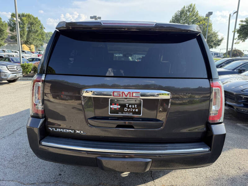 2017 GMC Yukon XL Denali