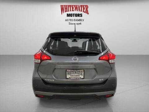 2020 Nissan Kicks SR