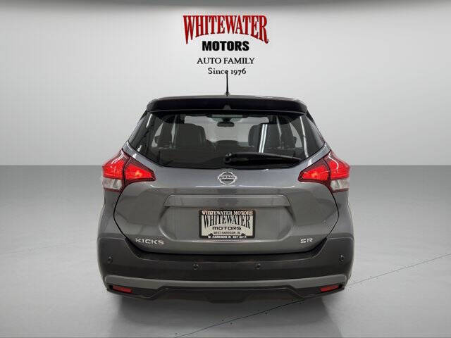 2020 Nissan Kicks SR