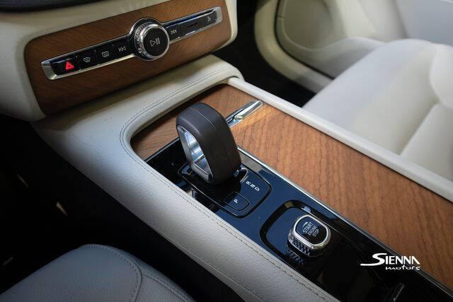 2022 Volvo XC90 Recharge T8 Inscription Expression 7P