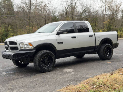 2016 RAM 1500 SLT