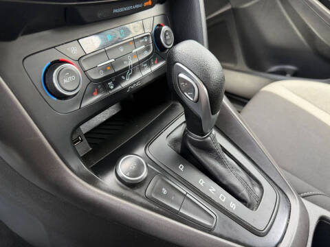 2017 Ford Focus SEL