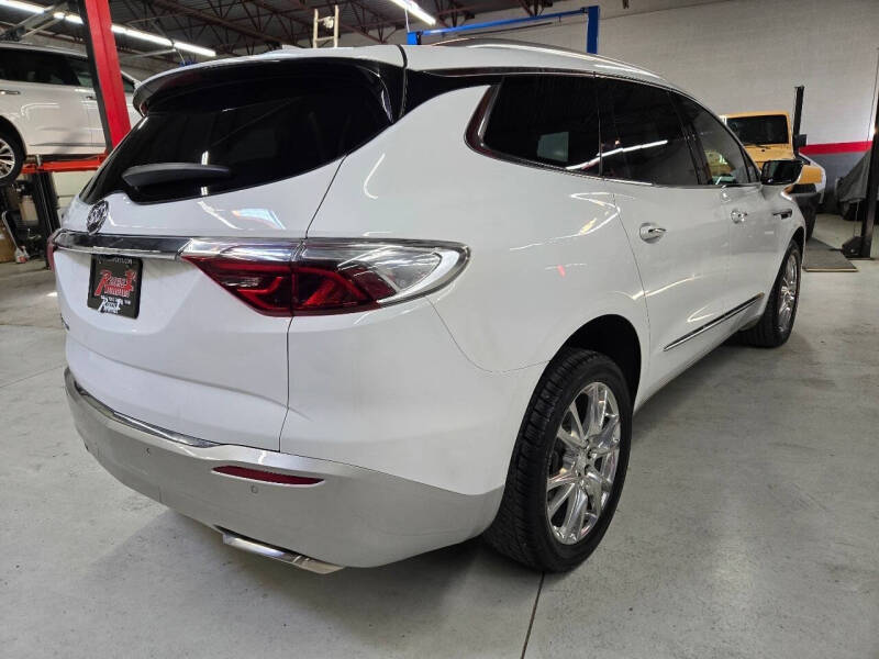 2022 Buick Enclave Premium