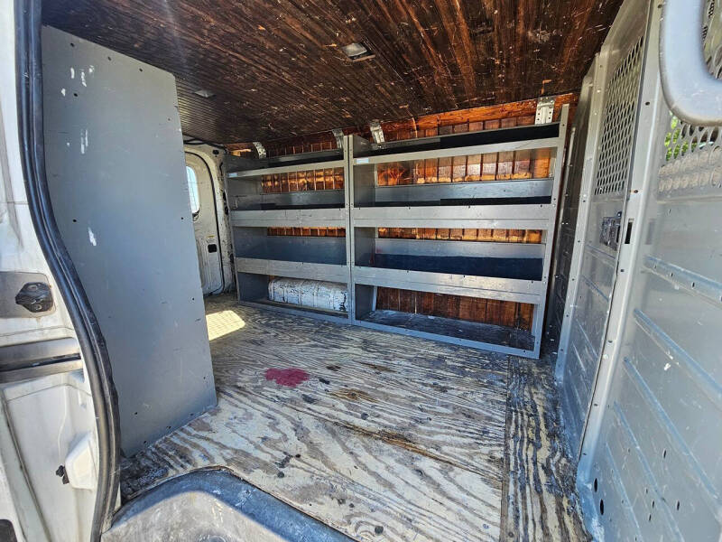 2012 Nissan NV 2500 HD S