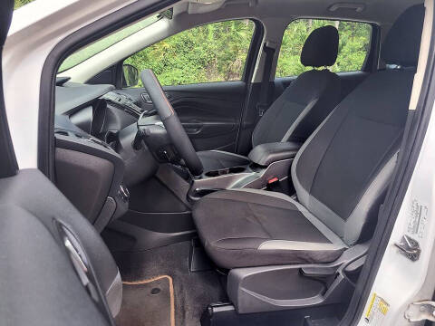 2015 Ford Escape S
