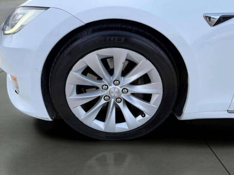 2016 Tesla Model S 75D