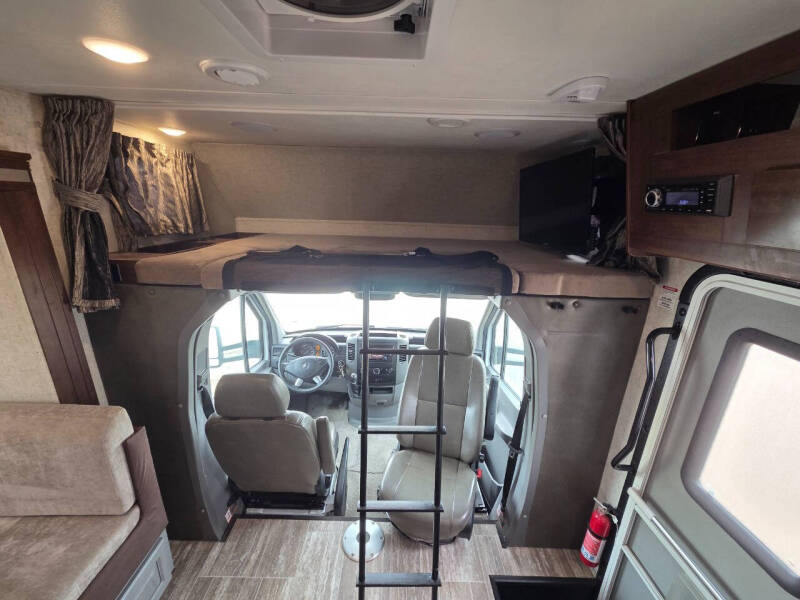 2017 Forest River Sunseeker