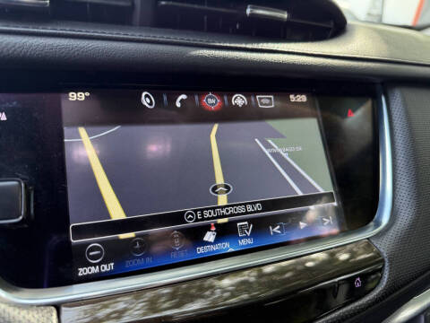 2017 Cadillac XT5 Premium Luxury