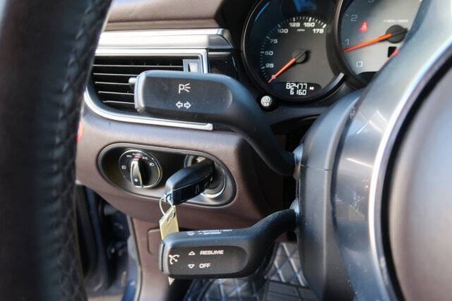 2015 Porsche Macan S