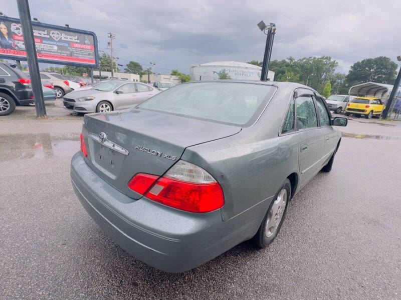 2003 Toyota Avalon XLS