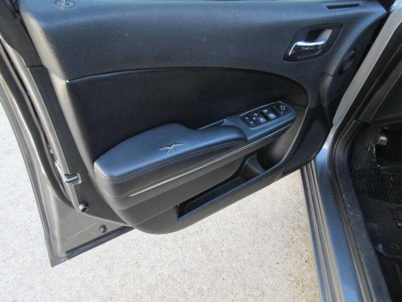 2012 Dodge Charger SE