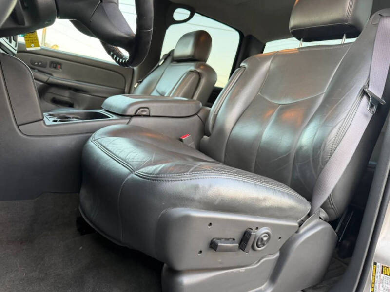 2005 GMC Sierra 2500HD
