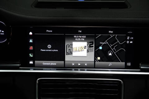 2022 Porsche Panamera Platinum Edition