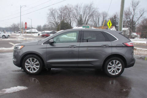 2022 Ford Edge Titanium