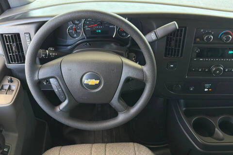 2026 Chevrolet Express 2500