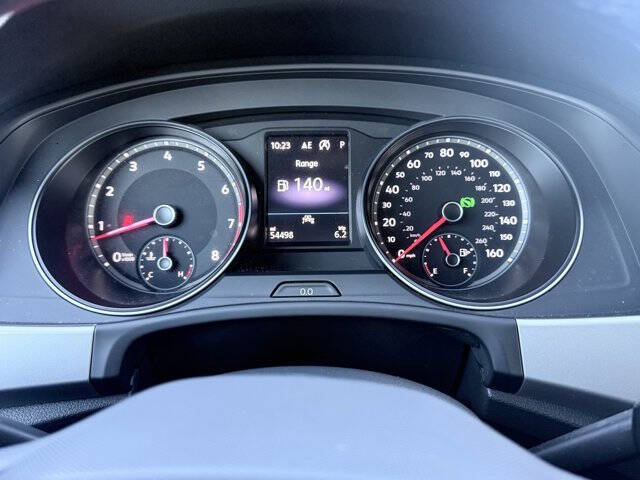 2021 Volkswagen Atlas Cross Sport V6 SE R-Line