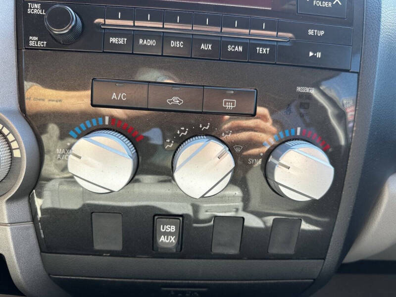 2013 Toyota Tundra Grade