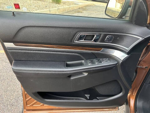 2017 Ford Explorer Limited