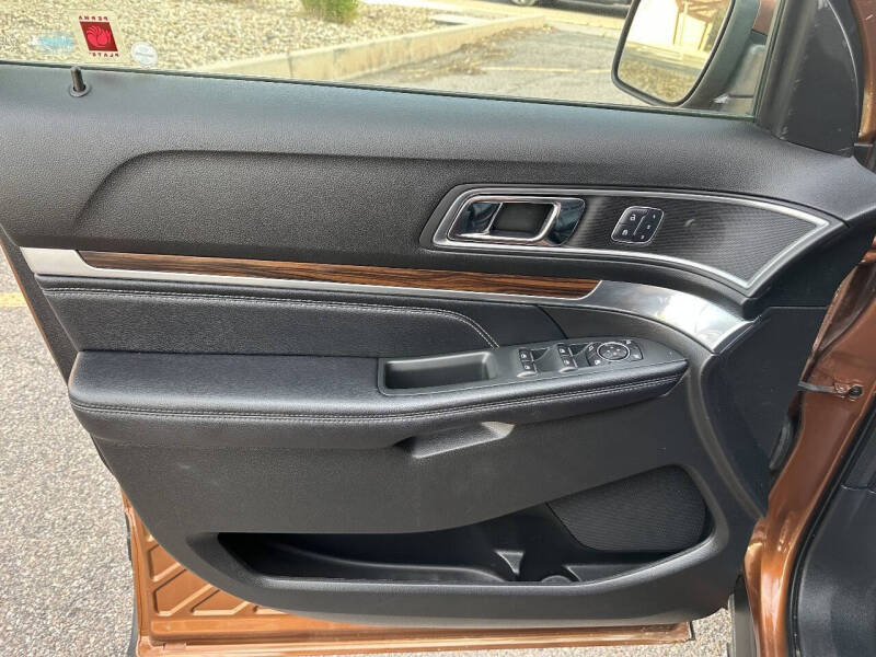 2017 Ford Explorer Limited