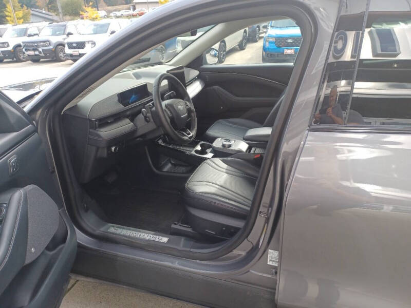 2021 Ford Mustang Mach-E Premium