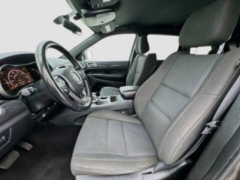 2020 Jeep Grand Cherokee Laredo E