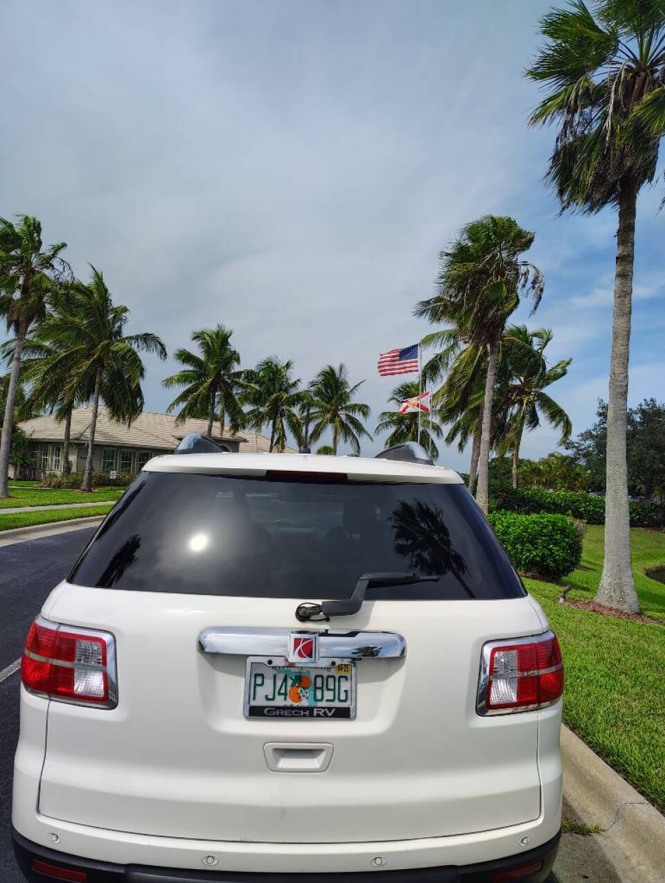 2009 Saturn Outlook for sale at Amatrudi Motor Sports in Fort Pierce, FL