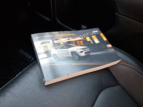 2023 Jeep Compass Latitude Lux