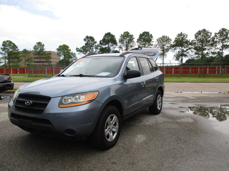 2009 Hyundai Santa Fe for sale at Paz Auto Sales in Houston TX