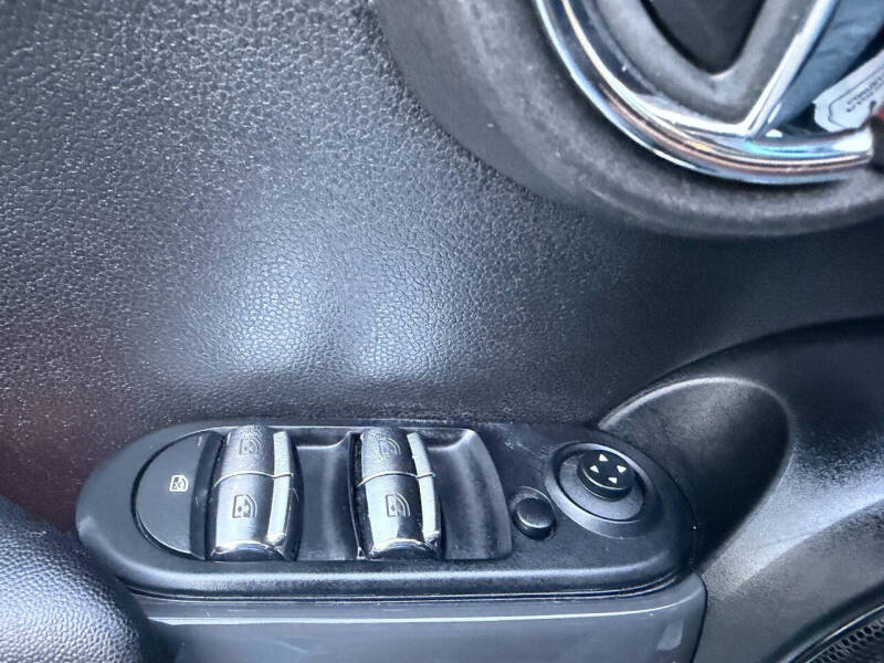 2017 MINI Hardtop 4 Door Cooper