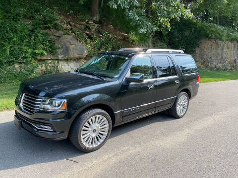 2015 Lincoln Navigator for sale at Bogie's Motors in Saint Louis MO