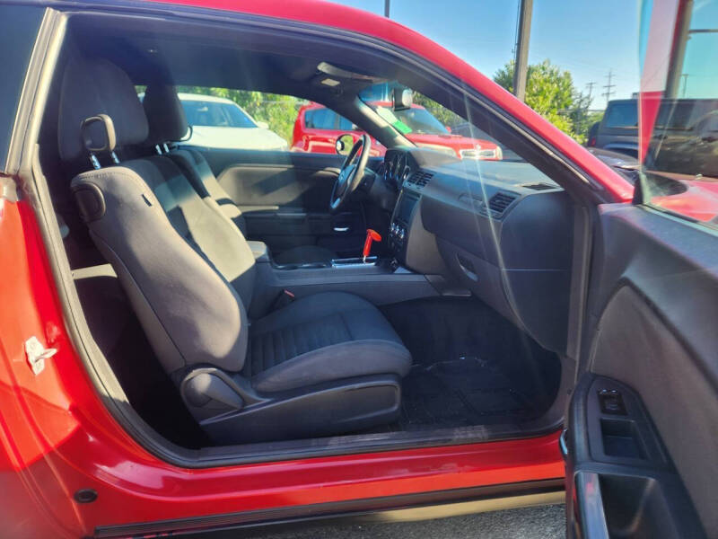 2012 Dodge Challenger SXT