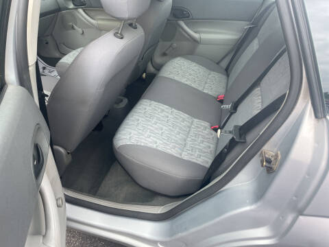 2005 Ford Focus ZX4 S