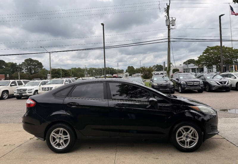 2017 Ford Fiesta SE