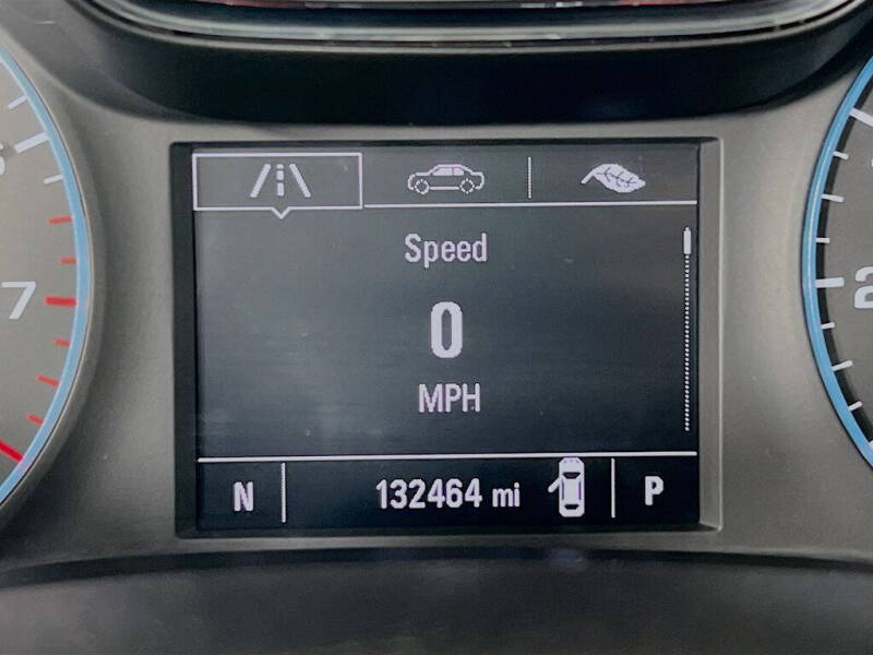 2017 Chevrolet Cruze LT Auto