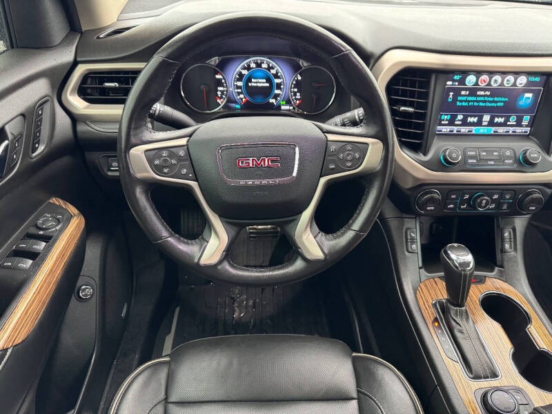 2019 GMC Acadia Denali