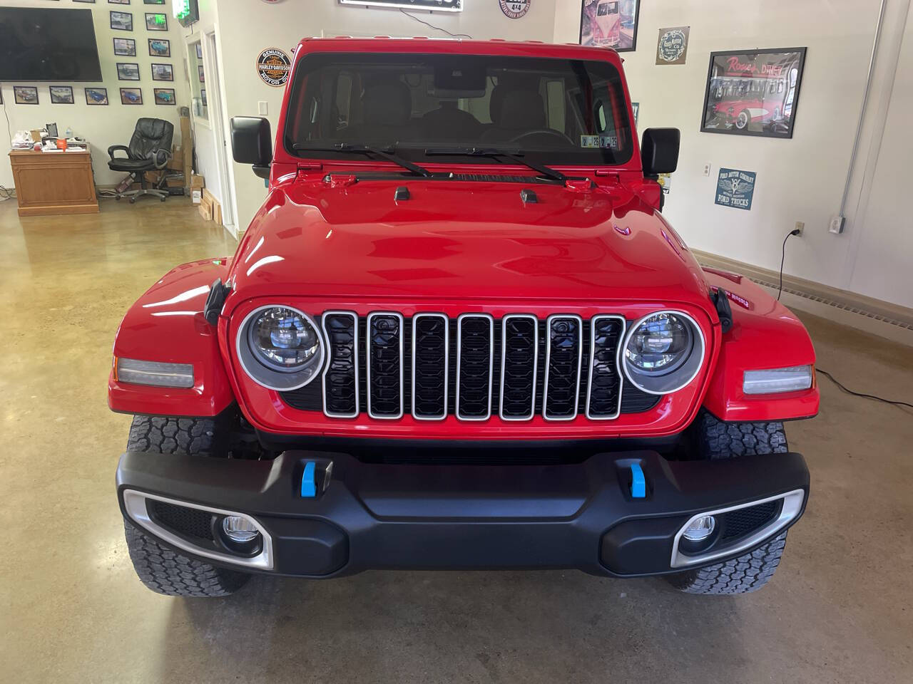 2024 Jeep Wrangler 2