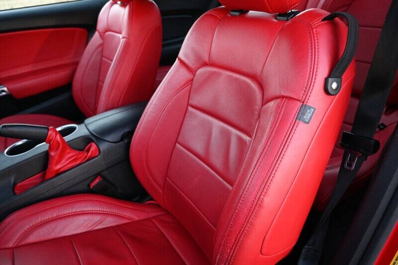 2020 Ford Mustang EcoBoost