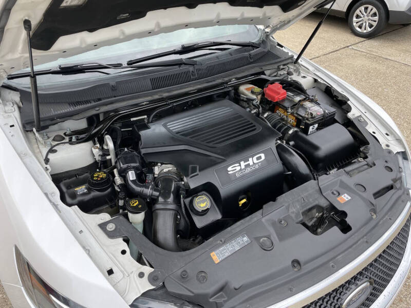 2015 Ford Taurus SHO