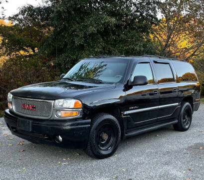 2003 GMC Yukon XL for sale at R Teto Motor Sales Inc. in Pawtucket RI