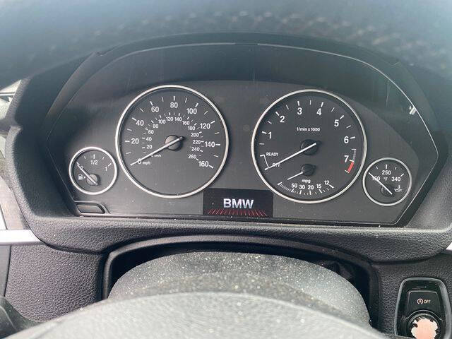 2017 BMW 3 Series 320i