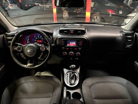 2014 Kia Soul +