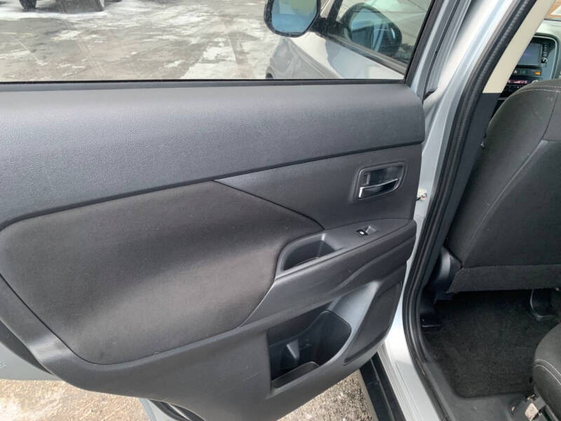 2018 Mitsubishi Outlander ES