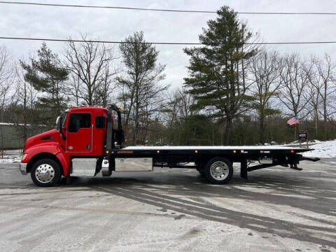 2022 Kenworth T270