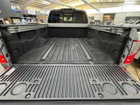 2017 Nissan Titan XD SL