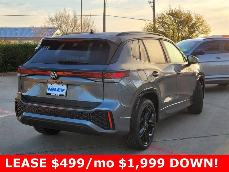 2026 Volkswagen Tiguan SE R-Line Black