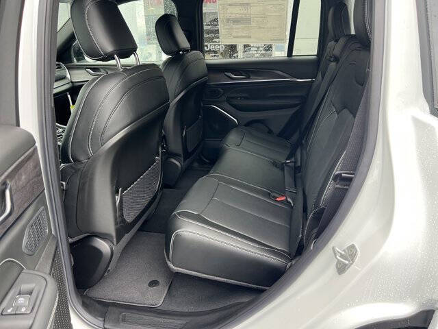 2025 Jeep Grand Cherokee Overland