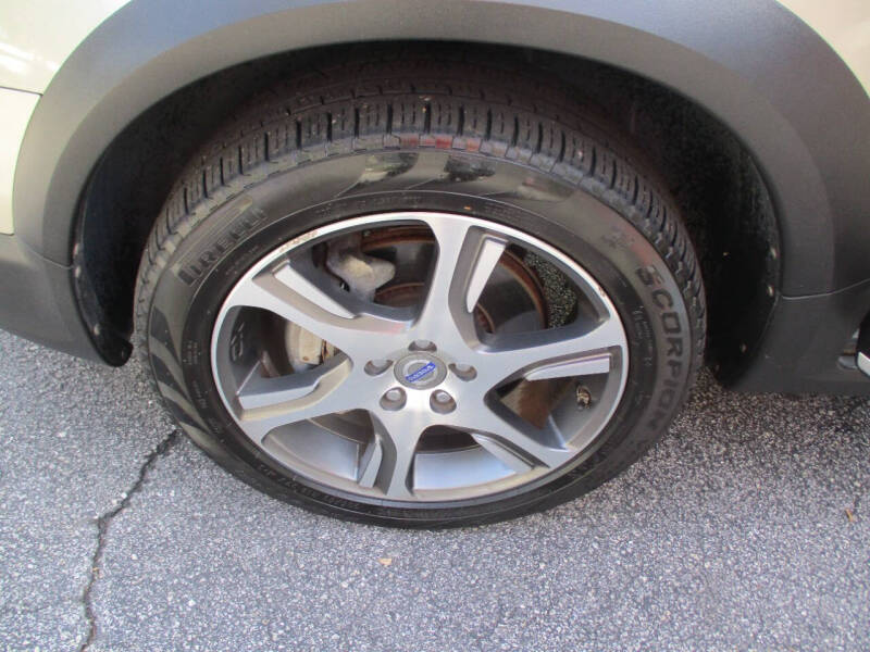 2012 Volvo XC70 T6 Premier Plus