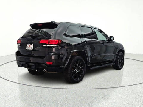 2017 Jeep Grand Cherokee Altitude