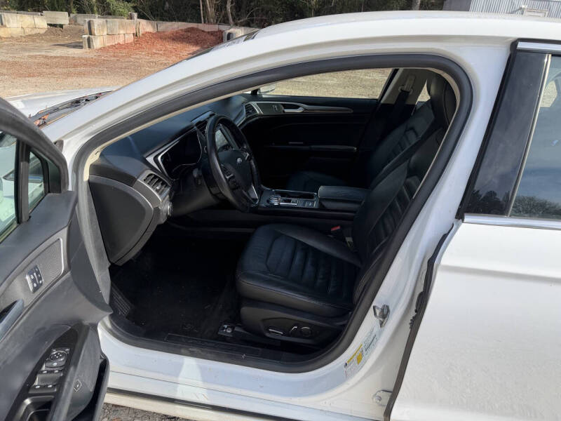 2017 Ford Fusion Hybrid SE