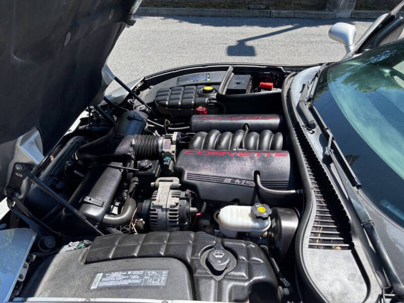 2004 Chevrolet Corvette